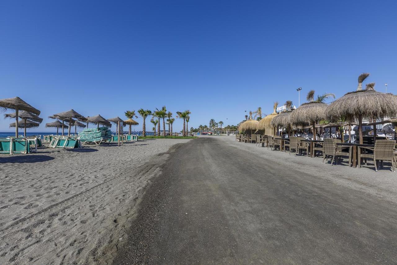 Estudio aún pasó de la playa Torre Del Mar Exterior foto
